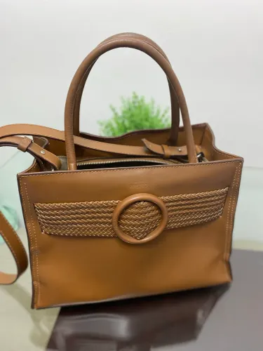 Bolsa tote Arezzo (couro legítimo)