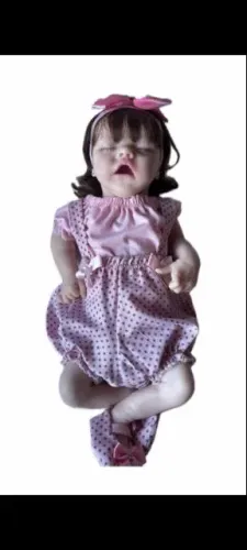 Bebê de silicone sólido