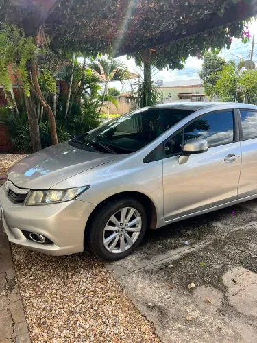 Honda Civic Sedan LXS 1.8/1.8 Flex 16V Aut. 4P 2013