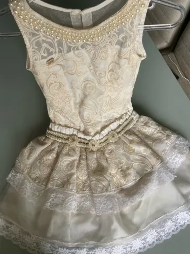 Vestido infantil de festa