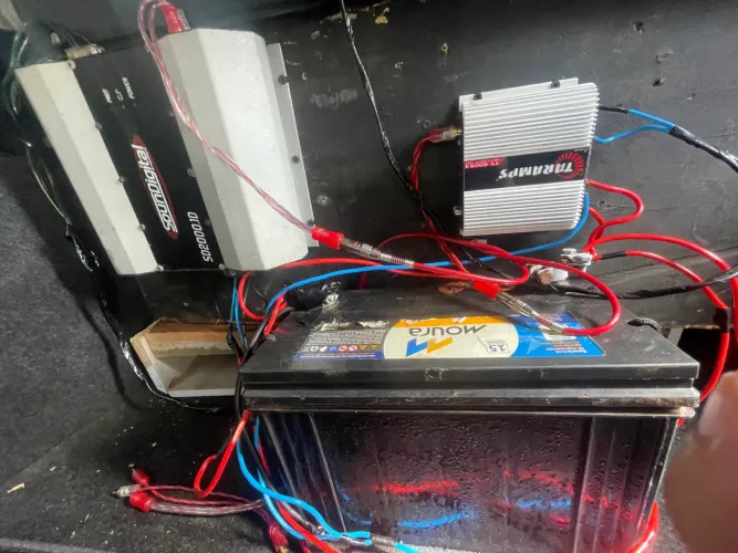 Som automotivo de carro 