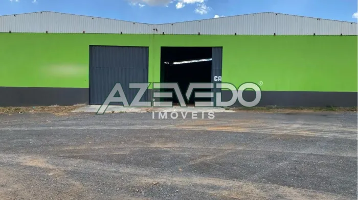 GALPÃO COMERCIAL ÀS MARGENS DA BR-020 (FORMOSA/GO)