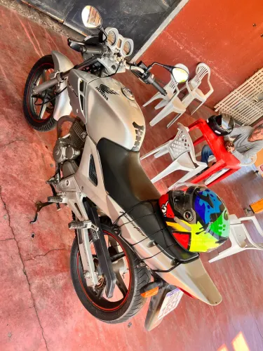 Twister 250 apenas 30mil km original