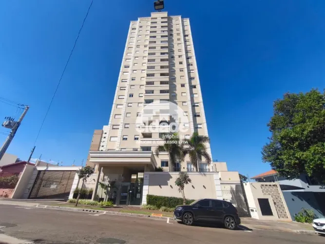 Apartamento 3 Dormitórios no Centro de Cascavel  2 Vagas, Varanda Gourmet, Mobiliado