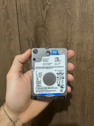 HD 1 TB E 500 GB