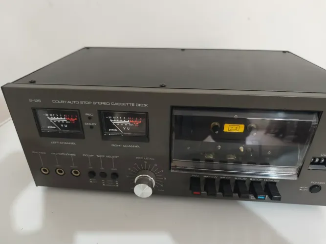 Lindo Tape Deck Gradiente S125