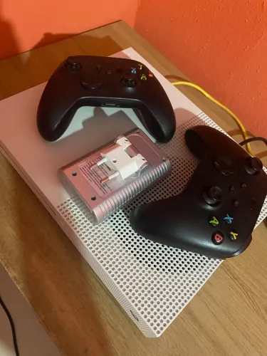 Xbox one S 500gb