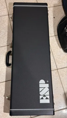 Case ESP para guitarra - NOVO