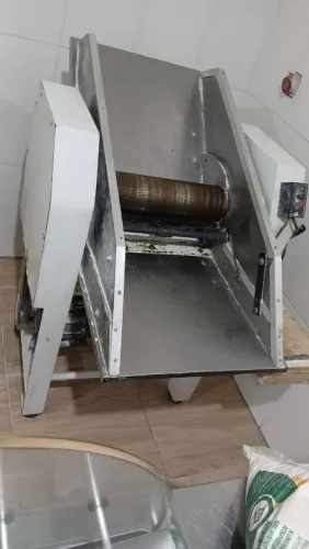 cilindro industrial de padaria