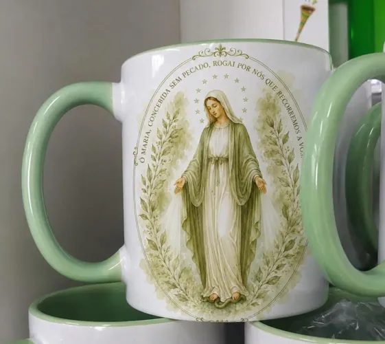 Canecas de porcelana varejo e atacado