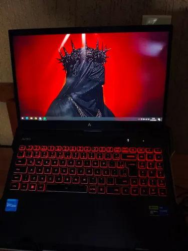 Notebook Gamer i7-13620H | RTX 4050 | 32GB RAM | 1,5TB SSD
