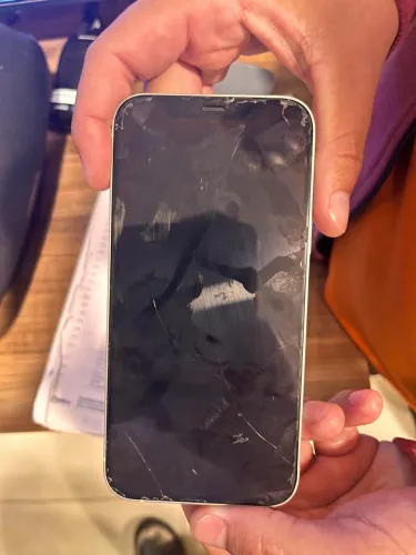 iPhone 12, 254GB verde água