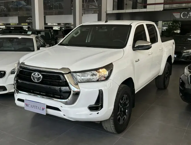Toyota Hilux CD 4X4 2.8 Diesel Mec. 2022