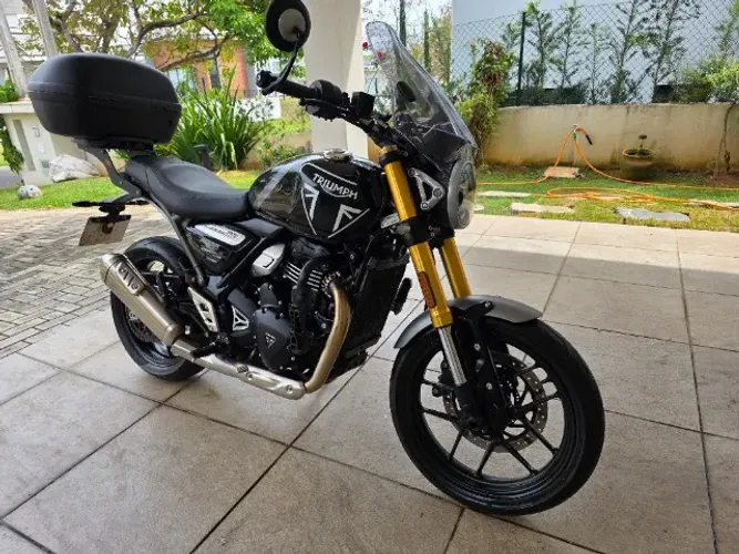 SPEED 400 TRIMPH 2026
