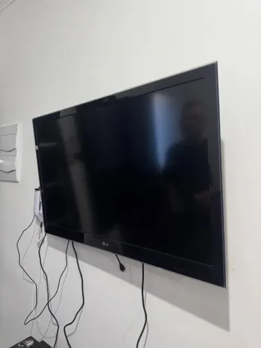 Televisão TV 42 polegadas