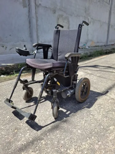 Cadeira de Rodas Elétrica (motorizada)