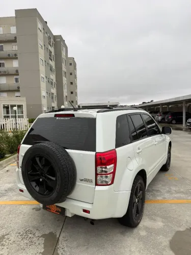 Suzuki Grand Vitara 2.0 16V 4x2/4x4 5P Mec. 2012