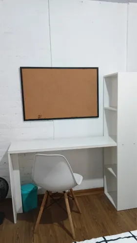 VENDO ESTANTE + CADEIRA