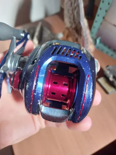 Carretilha Daiwa TD Zillion PE Special 7.9