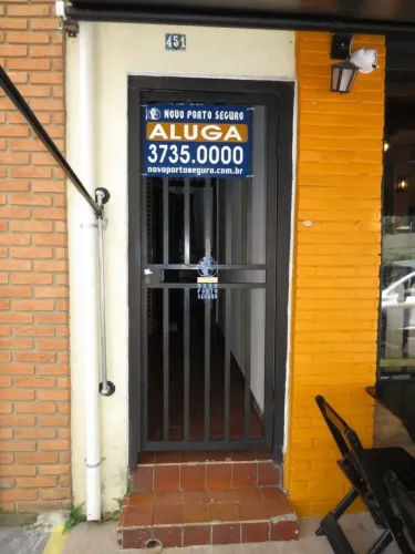 Sala comercial para locação no Parque Novo Mundo.