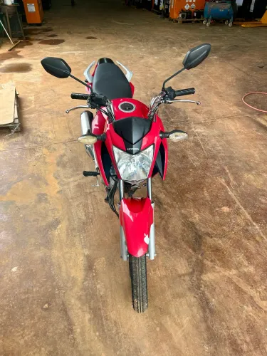Titan 160