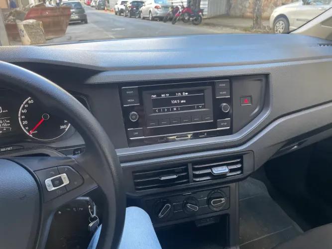 Volkswagen Polo Track 1.0 Flex 12V 5P 2025