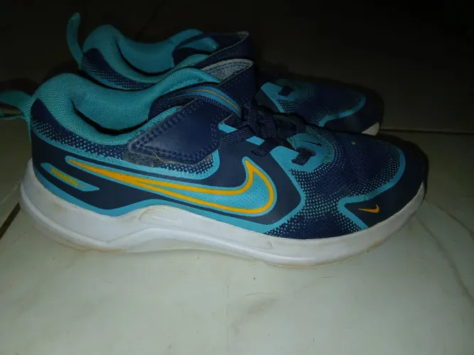 Tênis nike criança