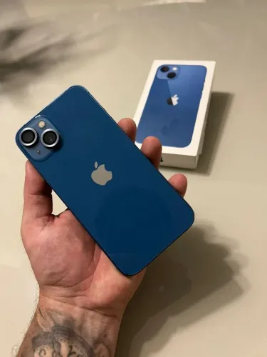 iPhone 13 128 GB todo original, funciona tudo <br>Pt<br>Todo Original funciona tudo