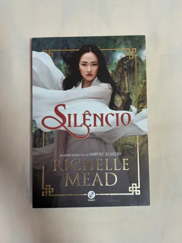 Silêncio de Richelle Mead