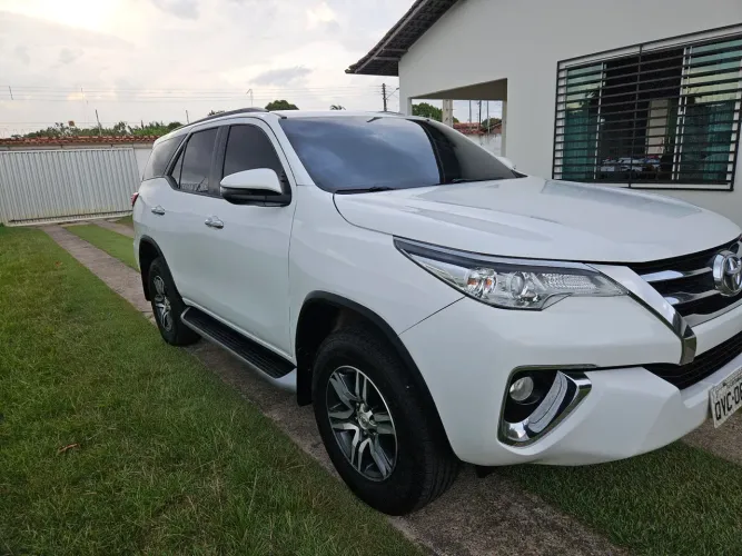 Toyota Hilux SW4 SRV 4X2 2.7 Flex 16V Aut. 2019