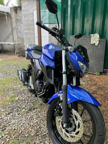 Fazer 250