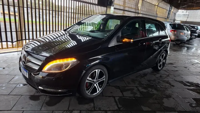 Mercedes-Benz Classe B 200 CGI 1.6 TB Sport 156cv AUT 2014