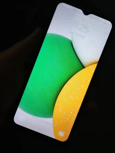 Celular em perfeito estado