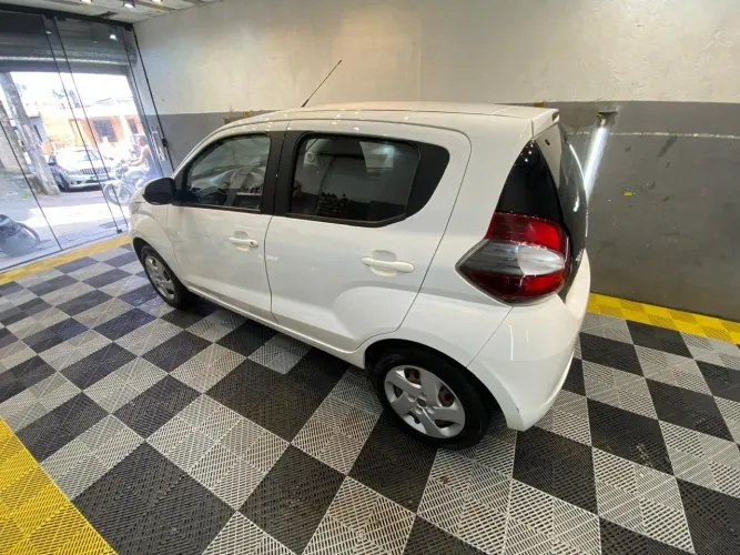 Fiat Mobi Like 1.0 Fire Flex 5P. 2019