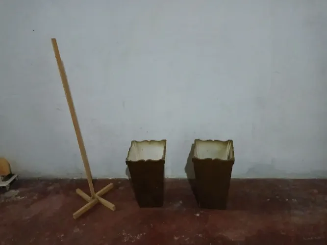 Vende-se intens de decoração. 15 reais cada um