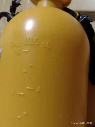 Bomba Pulverizador Manual Agrícola Jardim Guarany 7,6 Litros