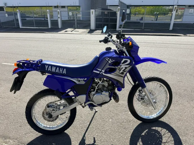 Dt 200r