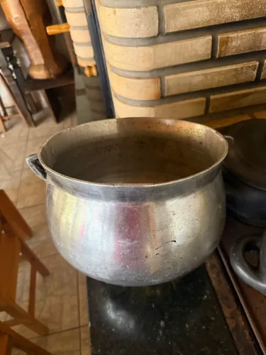 Caldeirão antigo alumínio 10 litros