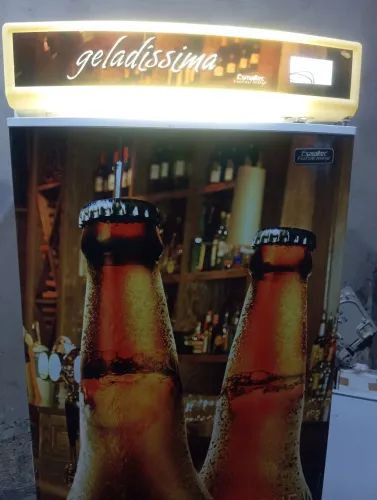 Expositor Esmaltec 