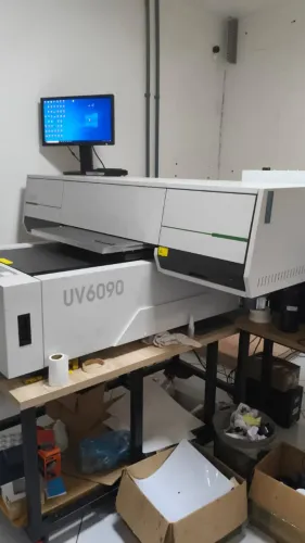 Máquina de Impressão UV 6090