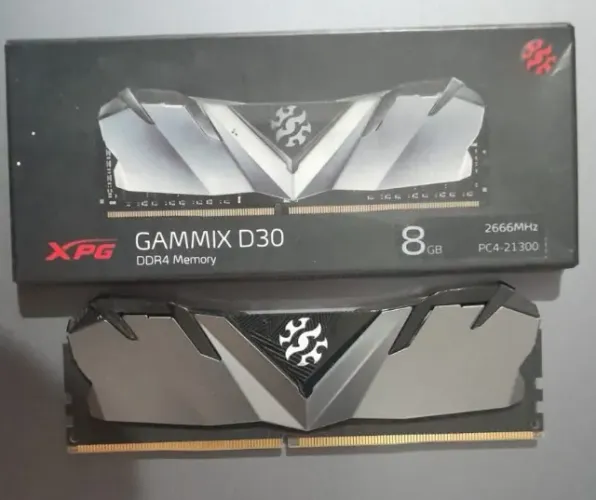 Memória Adata Xpg Gammix D30 Preta Ddr4 8gb 2666mhz (Usado)