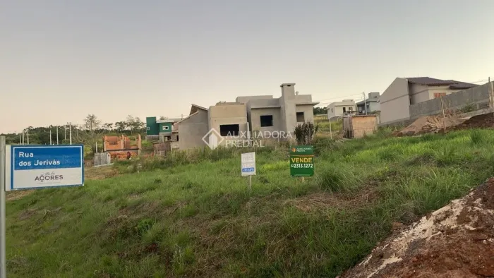 Terreno amplo em bairro planejado