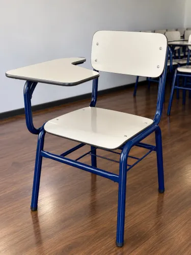 CADEIRAS ESCOLARES COM PRANCHETA - 12 UNIDADES DISPONÍVEIS