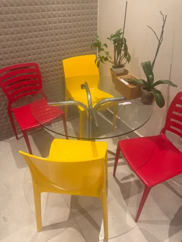 Jogo de mesa e cadeiras Tramontina 