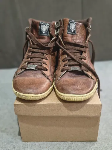 Tênis CAVALERA Original em couro
