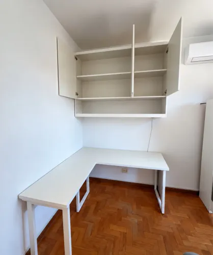 Mesa em L + armário aéreo planejado em MDF - R$ 1.400