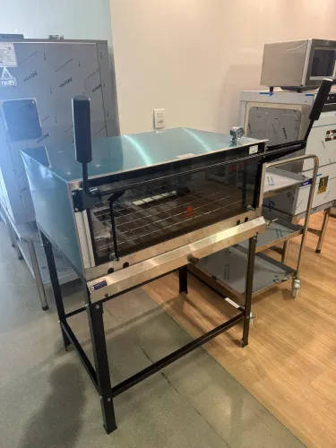 Forno Pedra Refratária a gás 80x60 inox novo