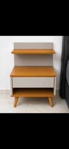 Cômoda de cabeceira