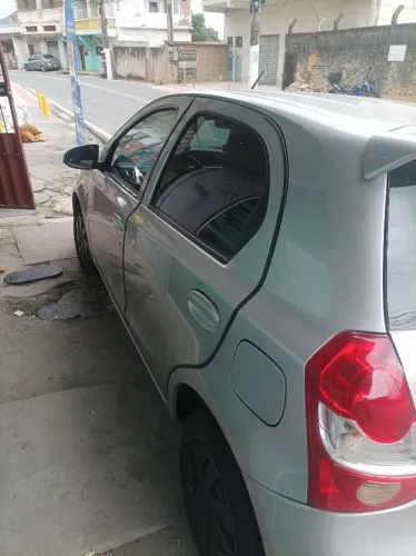 Toyota Etios X 1.3 Flex 16V 5P Mec. 2017
