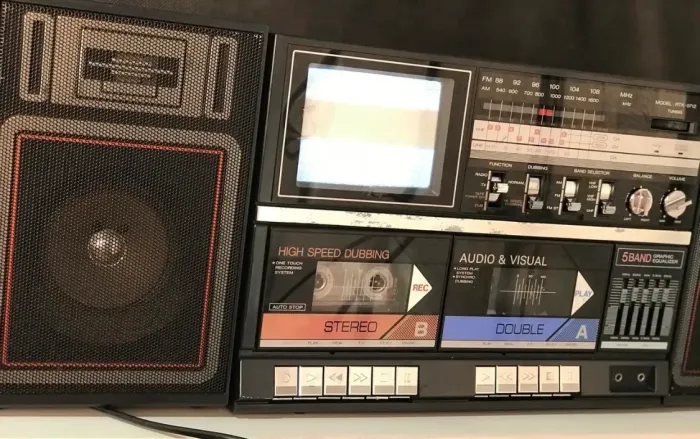 Rádio Boombox Tokay japonês